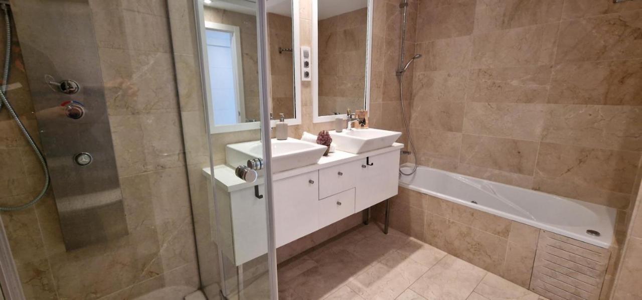 Casares Del Mar Luxury Apartment Malaga Luaran gambar