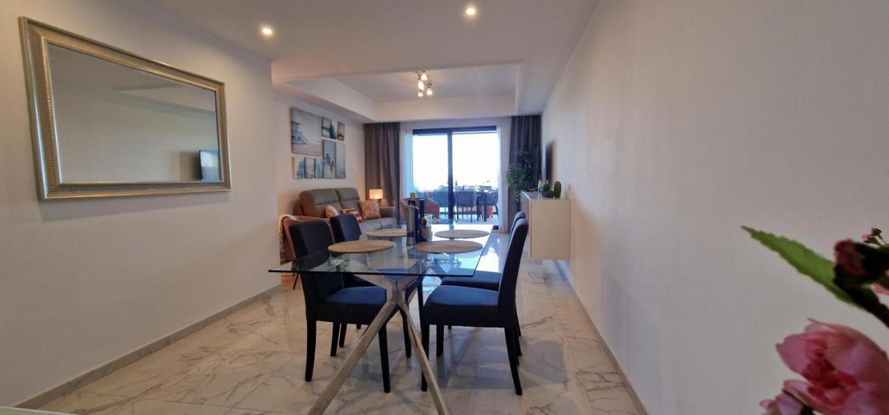 Casares Del Mar Luxury Apartment Malaga Luaran gambar